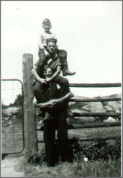 Bunny_Stan_&_Vic_Ulrick.jpg
