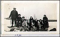 Walter_&_Collette_Gang_That came to see Bunny_1936.jpg