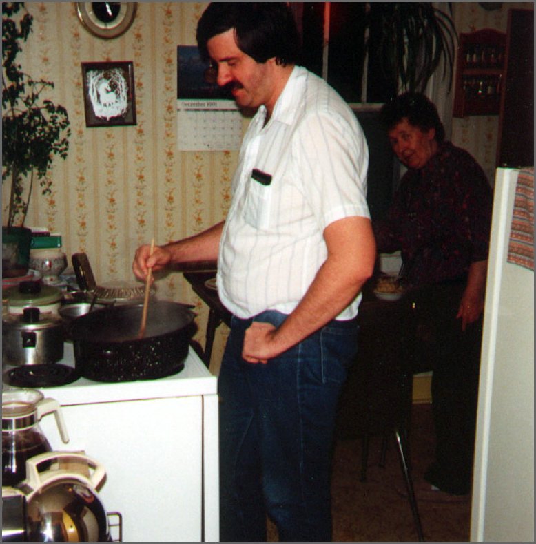 Murray Cooking Gravy.jpg