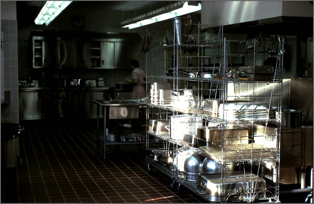 1968-05 Eastholme Kitchen1.JPG