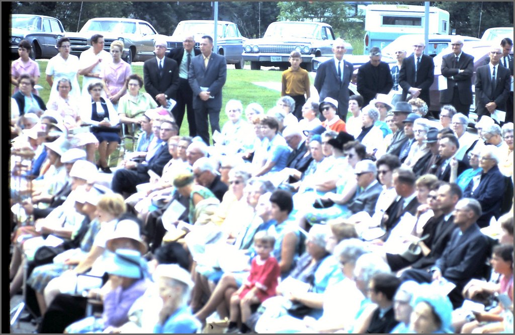 1968-Eastholme Opening-04.JPG