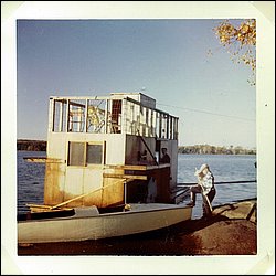 Fred Toeppner's Houseboat.jpg