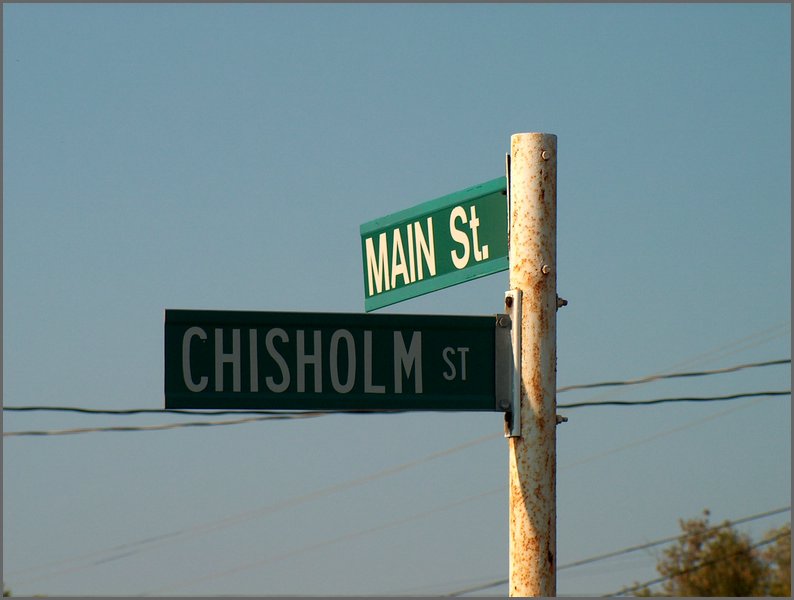 Main Street - Chisholm Street.jpg